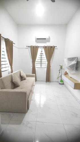 Bukit Belimbing House | BELLa HOMESTAY KUALA SELANGOR