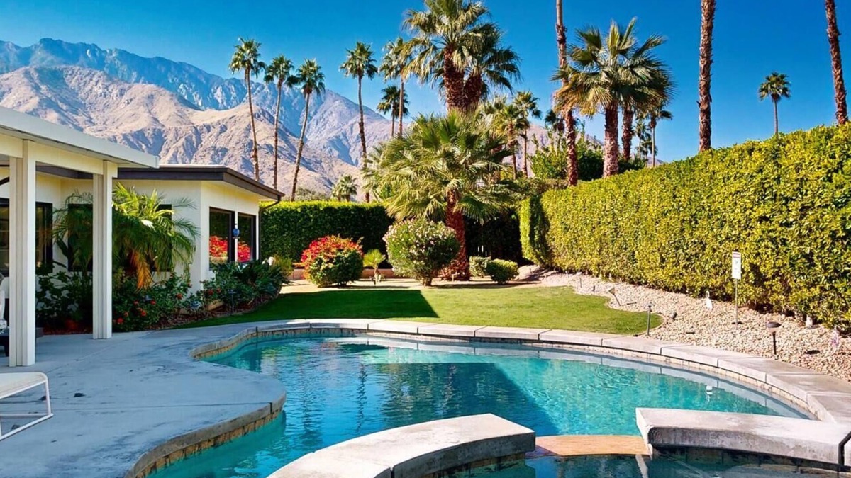 Vista Norte House | Bella Luisa: Secluded Pool and Spa 5 minutes from downtown