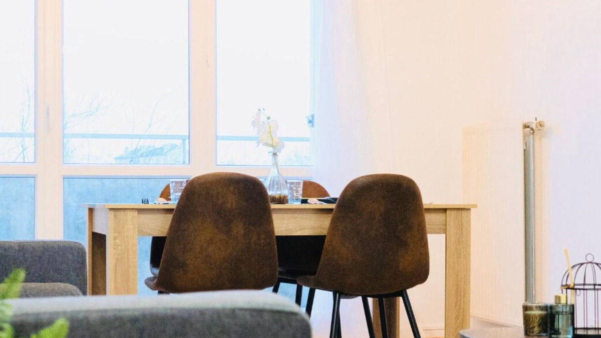 La Chapelle-Saint-Luc Apartment | Bella Luna III: Elegant and bright Apartment-Balcony-Free parking-Massage