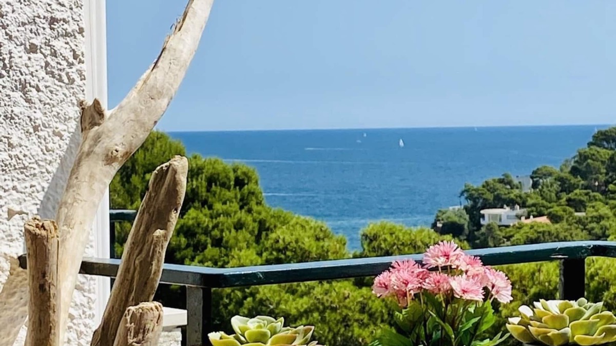 Sa Riera Apartment | Bella Nit Sa Riera Sea View Duplex w Parking