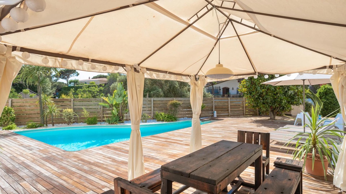 Cabrils House | Bella - Private pool & BBQ in Cabrils