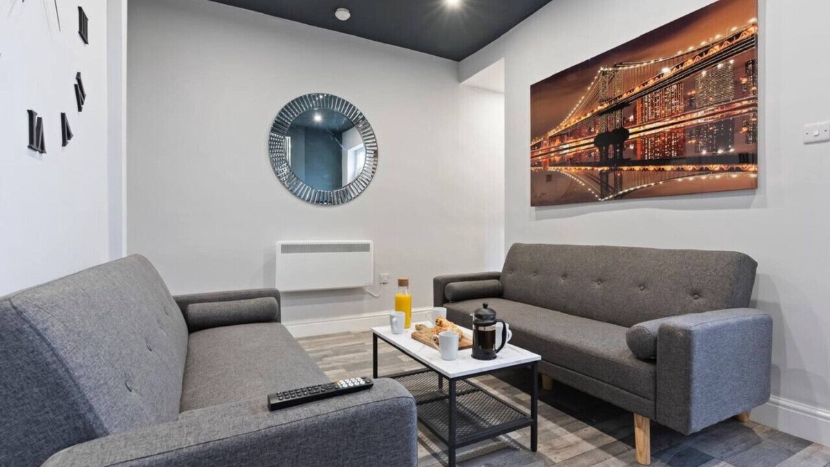 Mapperley House | Bella's House: Motor Point Arena