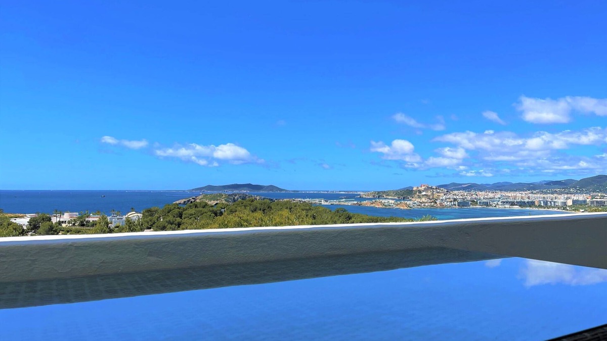 Puig Manya House | "BELLA VISTA" Dream view Wlan/Pool