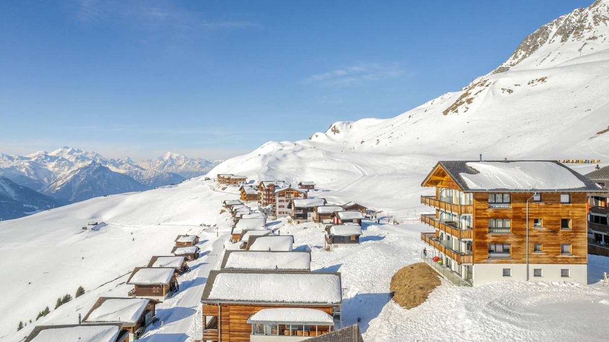 Fiesch Apartment | Bella Vista is situated in the middle of the skiarea Fiescheralp in the Aletsch