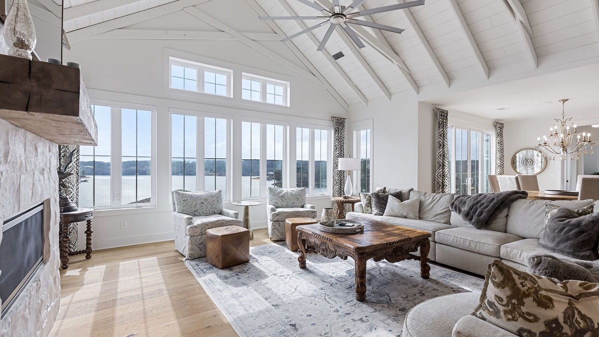Crane Hill House | Bella Vista on Lewis Smith Lake