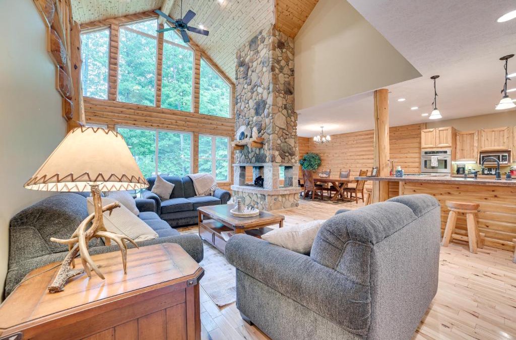Bellaire House | Bellaire Cabin at Shanty Creek Near Schuss Mtn!