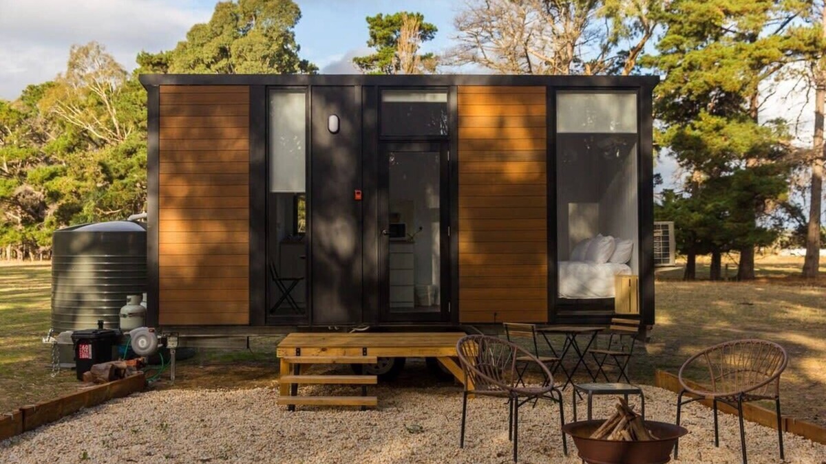 Inman Valley House | Bellas Haven by Tiny Away