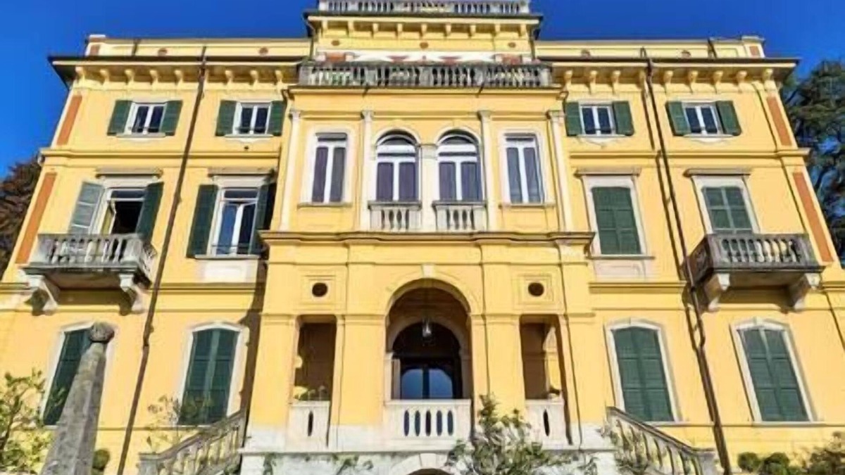 Miasino Apartment | Bellavista design beautiful view of Lake OrtaTo complete, una vacanza unica in dimora storica a 10 m