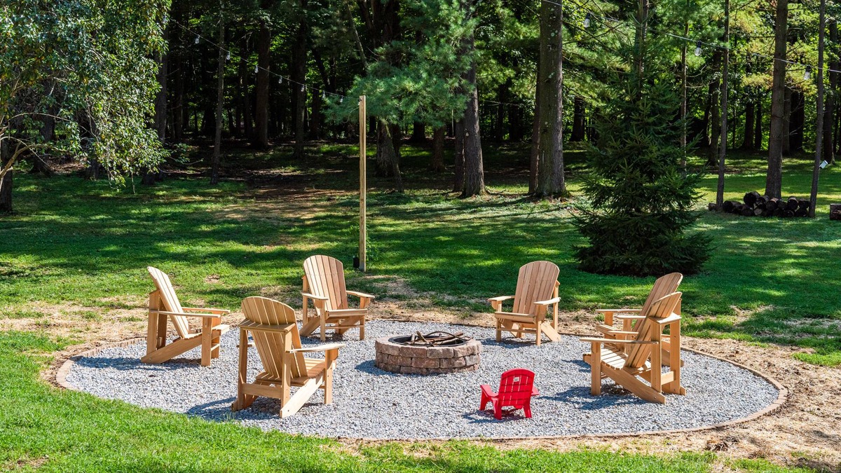 Bellbrook House | Bellbrook | Professionally Remodeled | 10 Acres in the Woods w/Zipline!