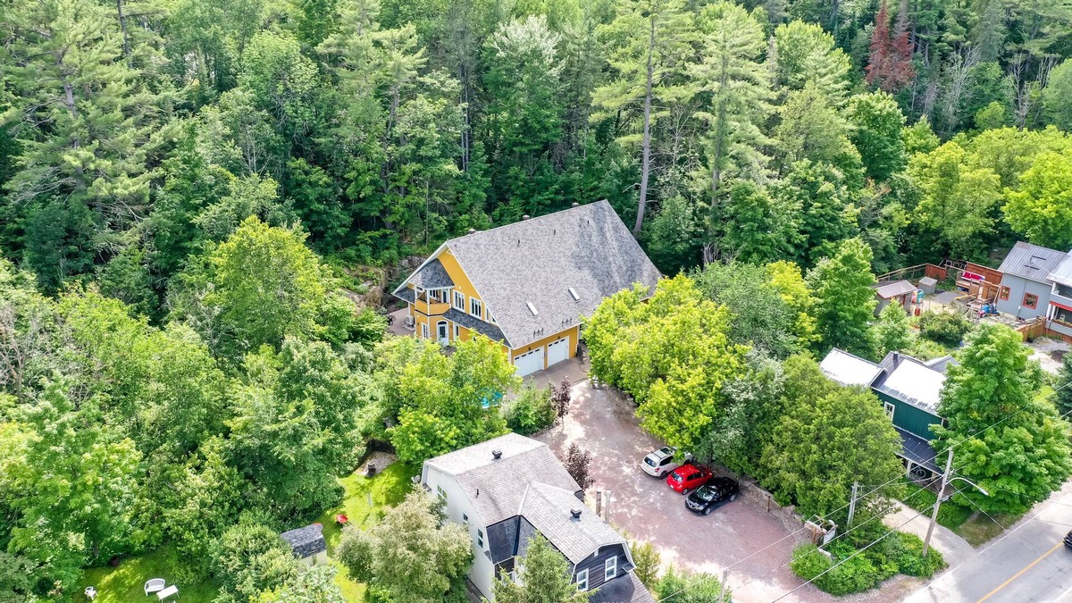 Wakefield Bed & Breakfast | Belle de Nuit