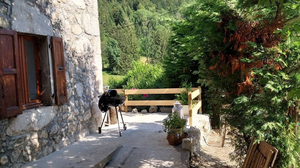 Corbel House | Belle Maison Chartrousine