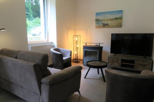 Saint-Quay-Perros Villa | Belle maison entièrement rénovée avec jardin, WIFI, à 400m de la mer à ST QUAY-PERROS - Ref 871