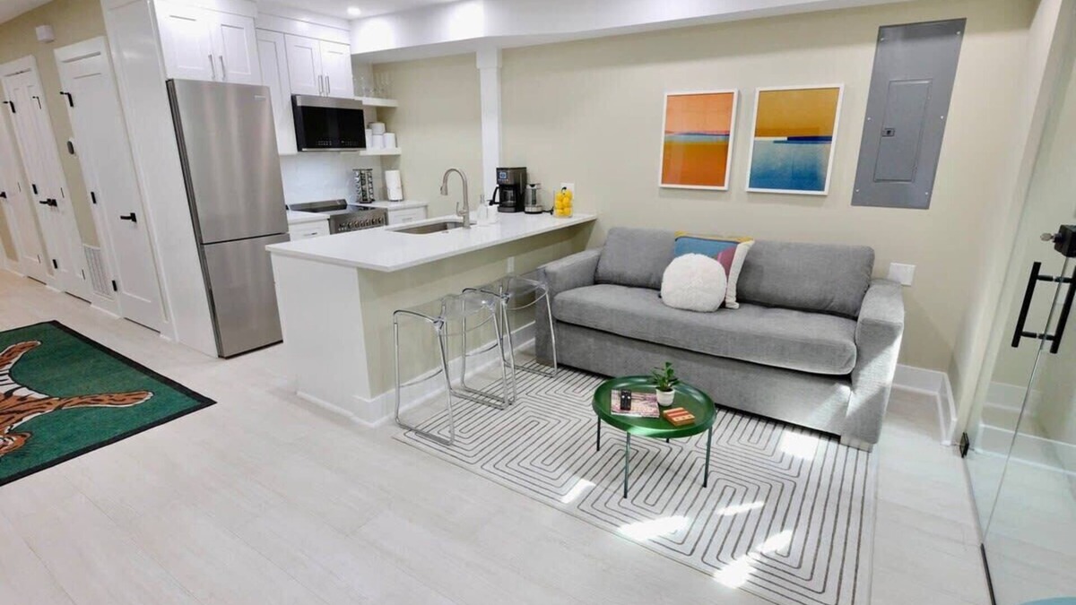 Shaw Apartment | Belle Maison Shaw Logan Circle