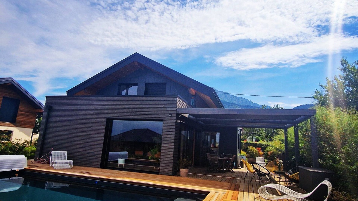 Villaz Villa | Belle Villa Avec Piscine Entre lac et Montagnes