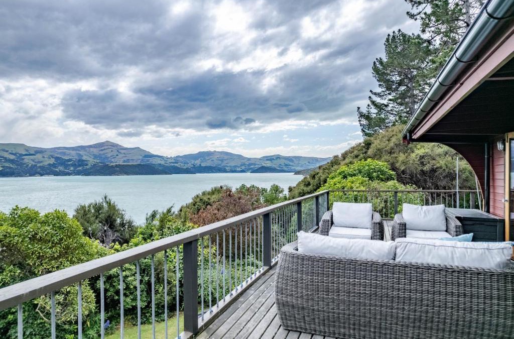Akaroa House | Belle Vue Haven - Akaroa Holiday Home