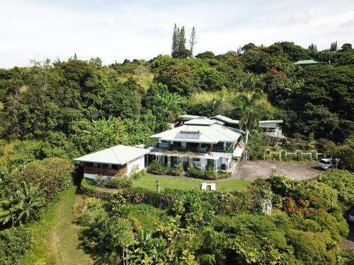 Honaunau-Napoopoo Bed & Breakfast | Belle Vue Kona Inc