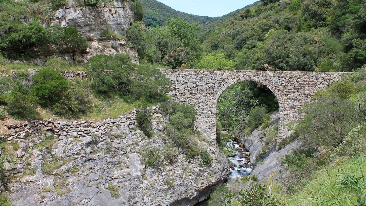 Bize-Minervois House | BelleBize - Romantic French Stone House; RIVER BATHING