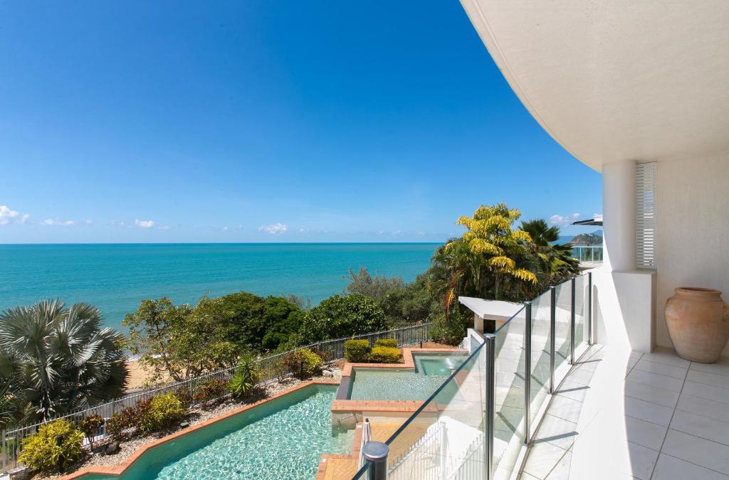Trinity Beach Apartment | Bellevue At Trinity Beach