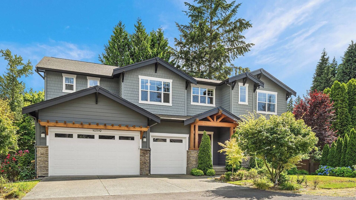 Northwest Bellevue House | Bellevue DT Luxurious 5BR Mansion| Walk to QFC