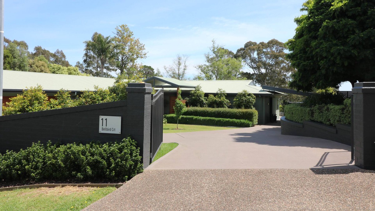 Wolumla House | Bellevue Haven - 1 bedroom, pet friendly apartment away from it all. 2+ nights