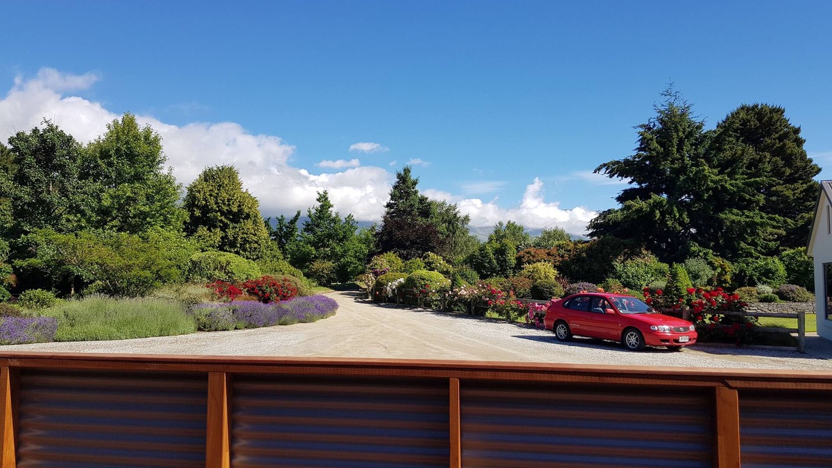 Lowburn House | Bellhaven - Relax and enjoy