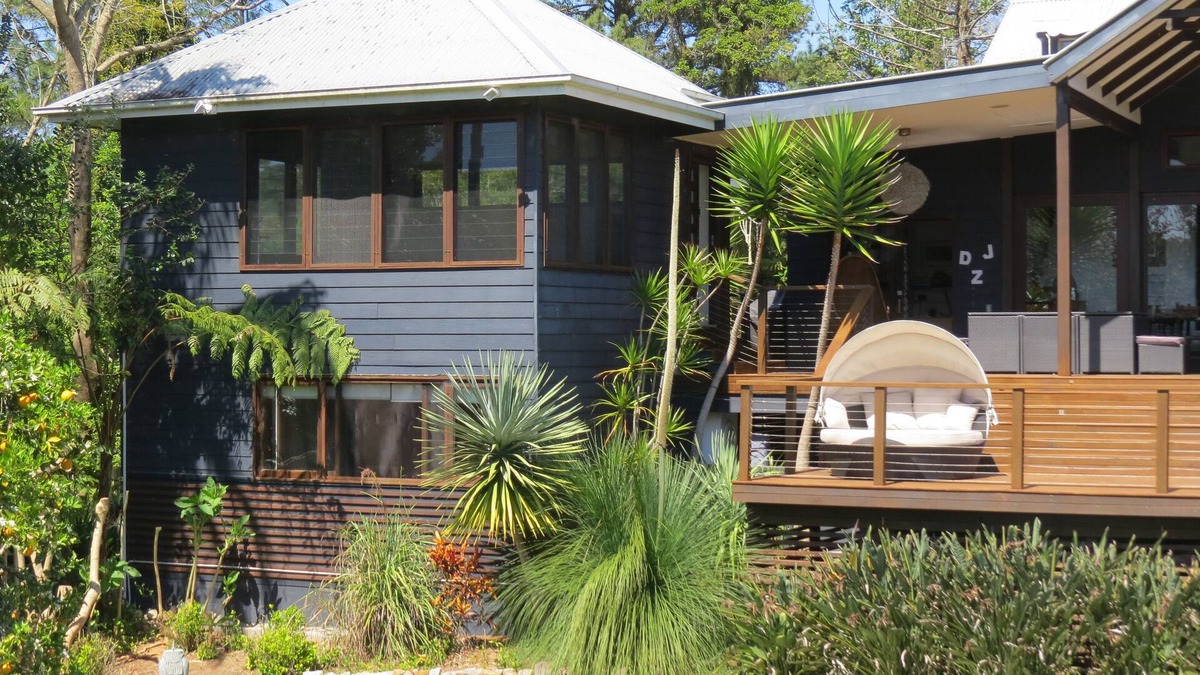 Bellingen House | BELLINGEN CONVERTED CHURCH on the river