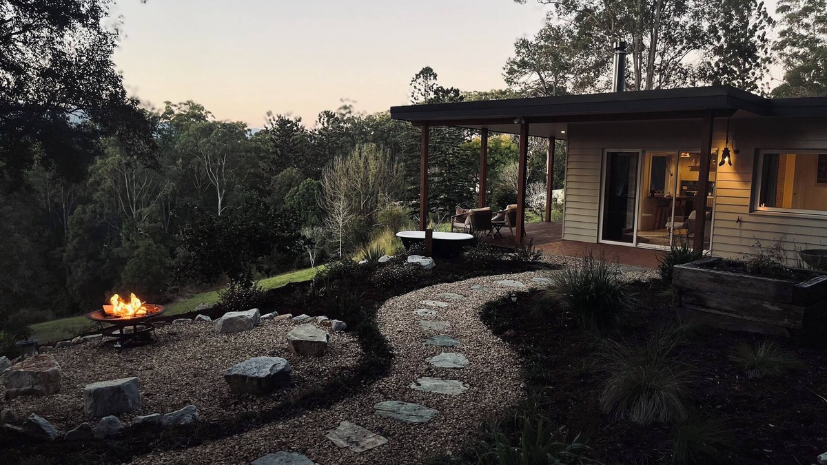 Bellingen Apartment | BellingenMountainViewStudio-private,views,outdoor bath,fire pit,close to town!