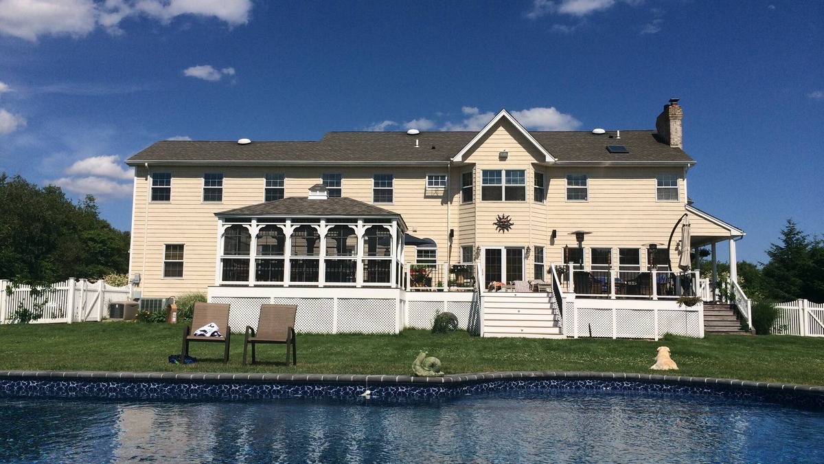 Brookhaven House | Bellport Brookhaven Hamlet, near Hamptons, Fire Island NY