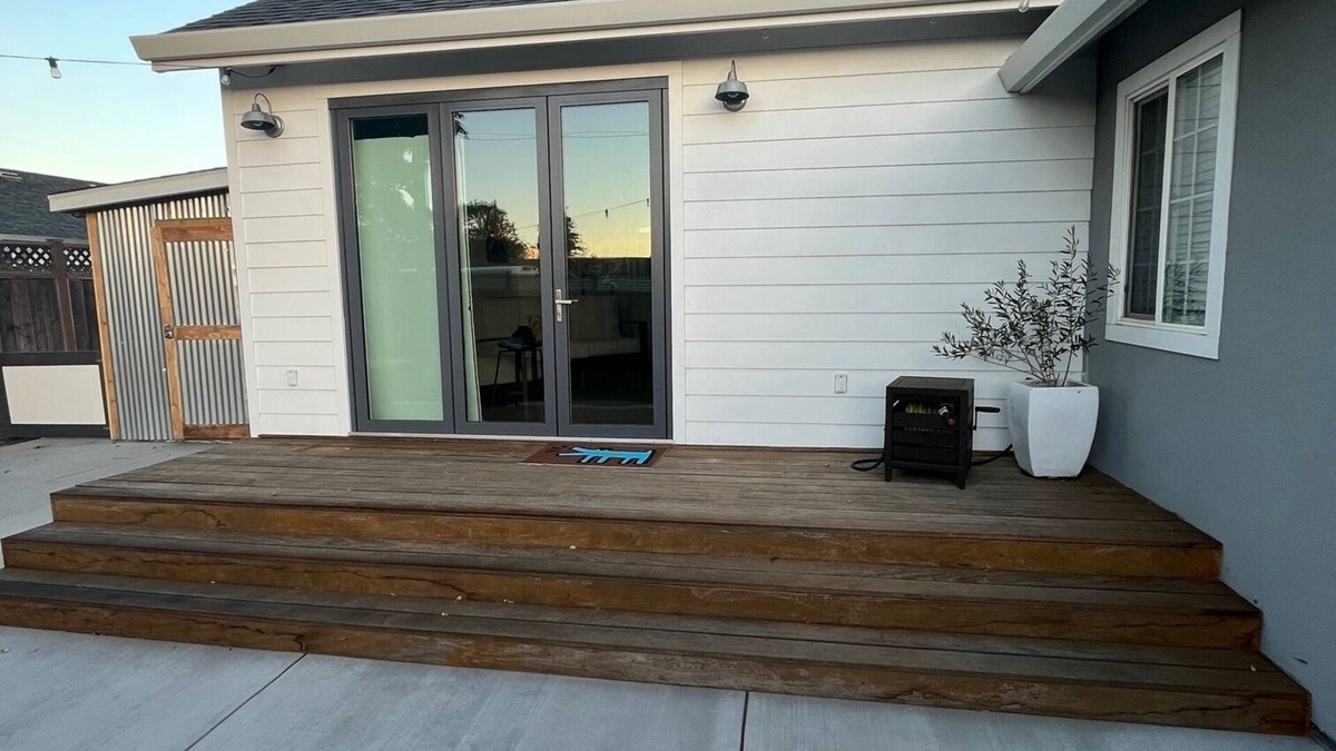 Belmont Apartment | Belmont Master Studio Suite centrally located in the Bay Area.