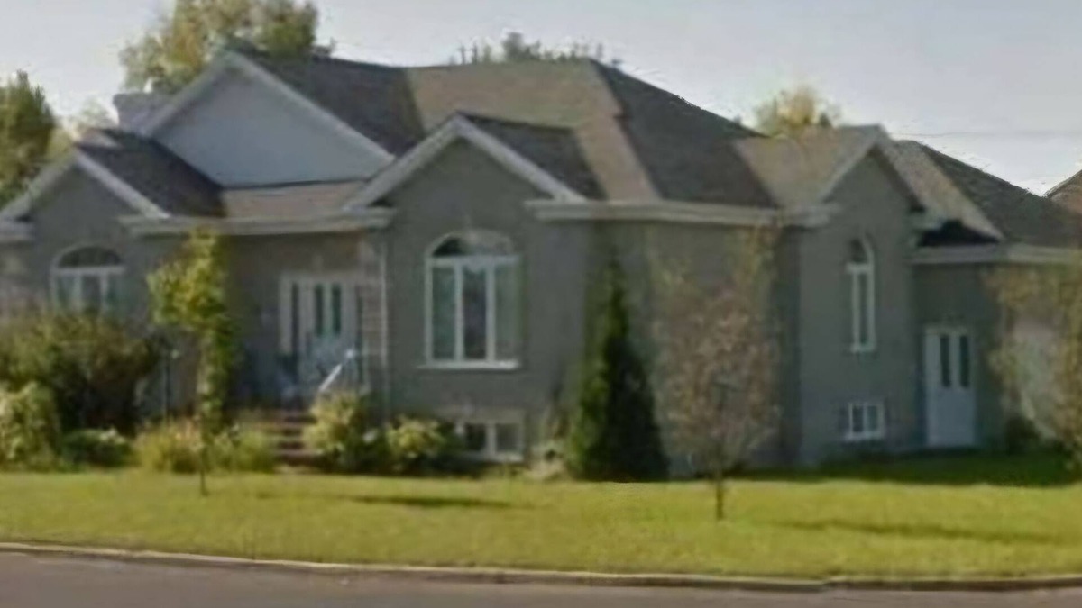 Beloeil House | Beloeil/Demeure spacieuse/Accès facile à toutes les commodités essentielles.