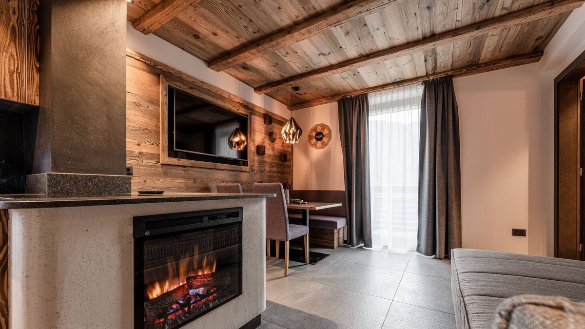 Male Apartment | Belvilla by OYO Private SPA Suite Nidaris