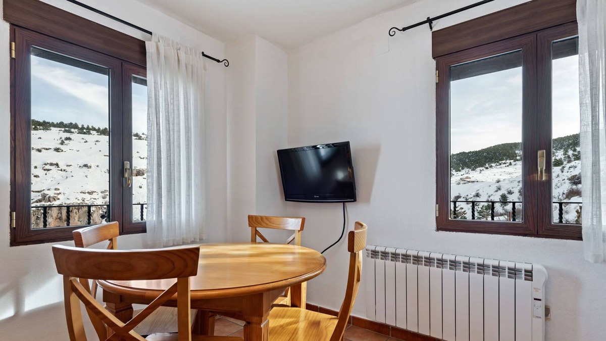 Gudar Apartment | Belvilla by OYO Apartment in Gudar