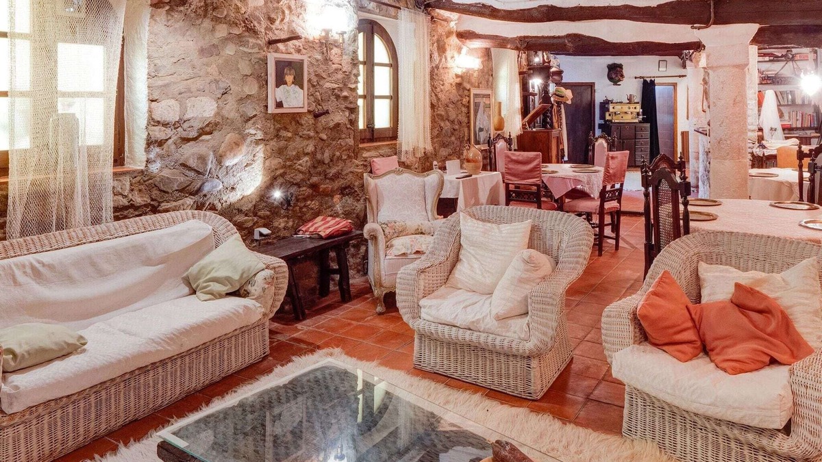 Tolva House | Belvilla by OYO Casa Notari
