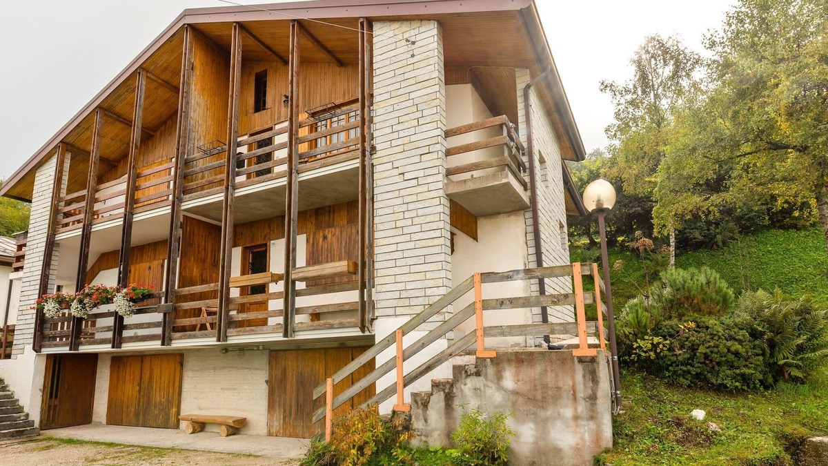 Belluno Ski Chalet | Belvilla by OYO Chalet Nevegal