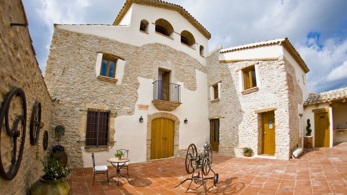 La Bisbal del Penedes Villa | Belvilla by OYO Mas Llagostera