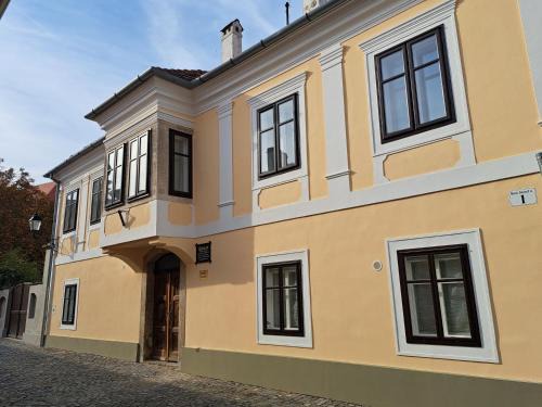 Koszeg Apartment | Bem Villa Apartman, Kőszeg