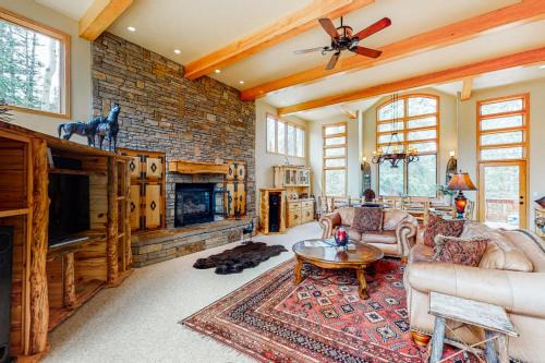 Mountain Village House | Benchmark 244 - Vista Lodge