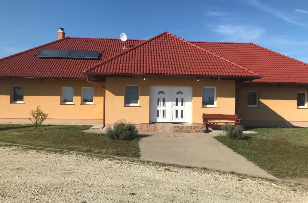 Szentkiraly House | Bencsik Tanya Szentkirály - Szálláshely & Rendezvényház