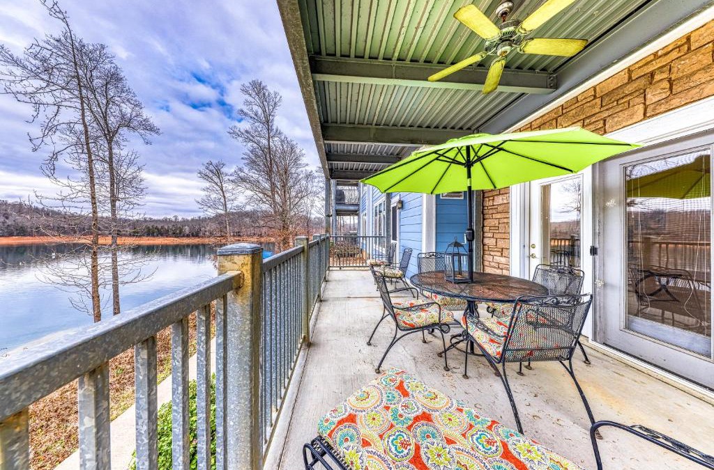 Andersonville Apartment | Bend of the River