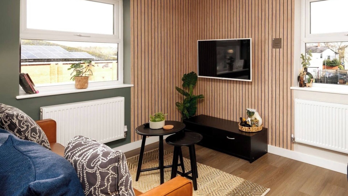 Plasnewydd Apartment | Benjamin Suite by Koya Homes -City Centre Location