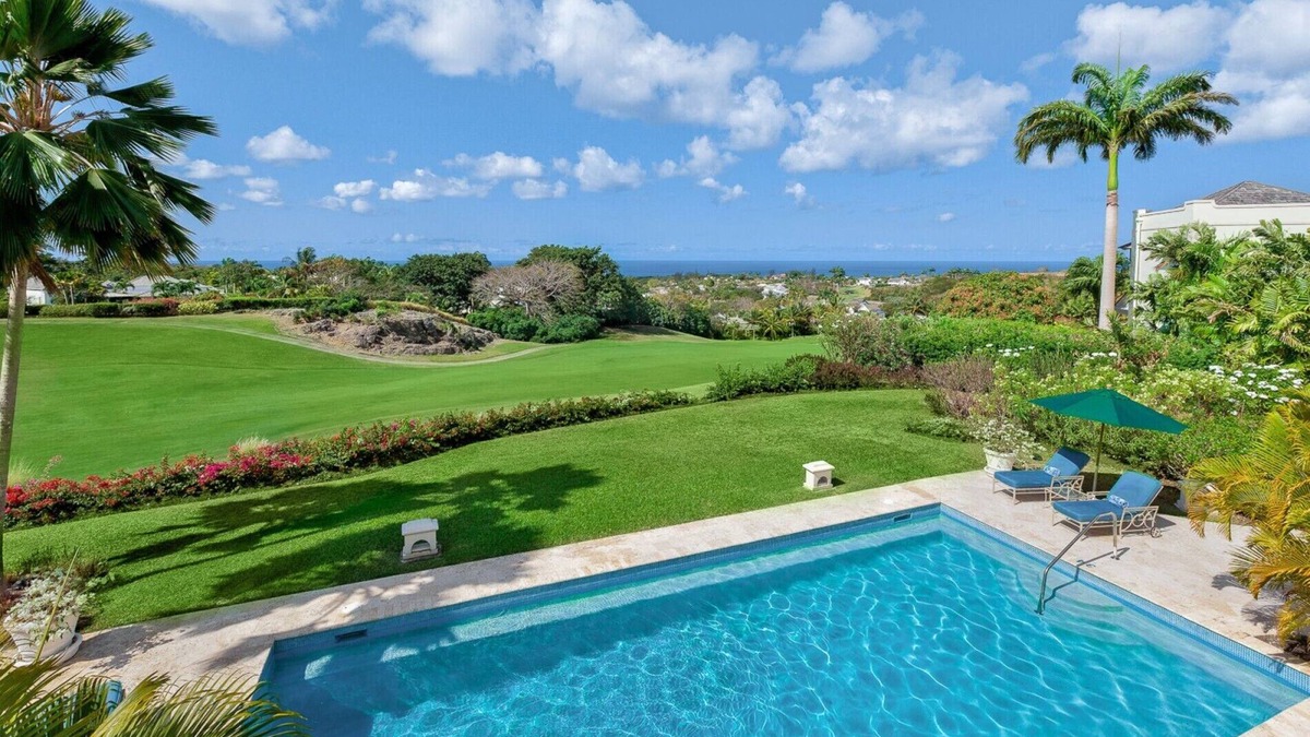 Greenwich Villa | Benjoli Breeze - A luxurious 5-bedroom villa situated in Royal Westmoreland