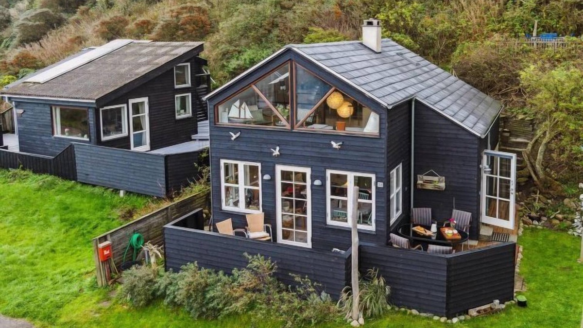 Logstor House | "Benni" - 75m to the inlet by Interhome