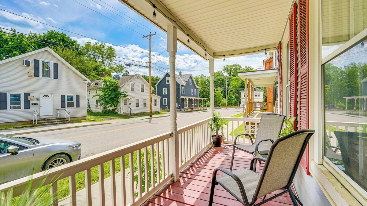 Bennington House | Bennington Gem w/Smart TV Near Historic District!