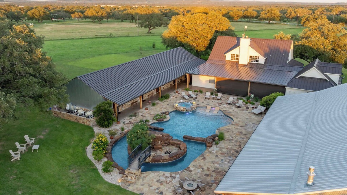 Burnet House | Bent Oak Highland Ranch | Events | Concierge Services