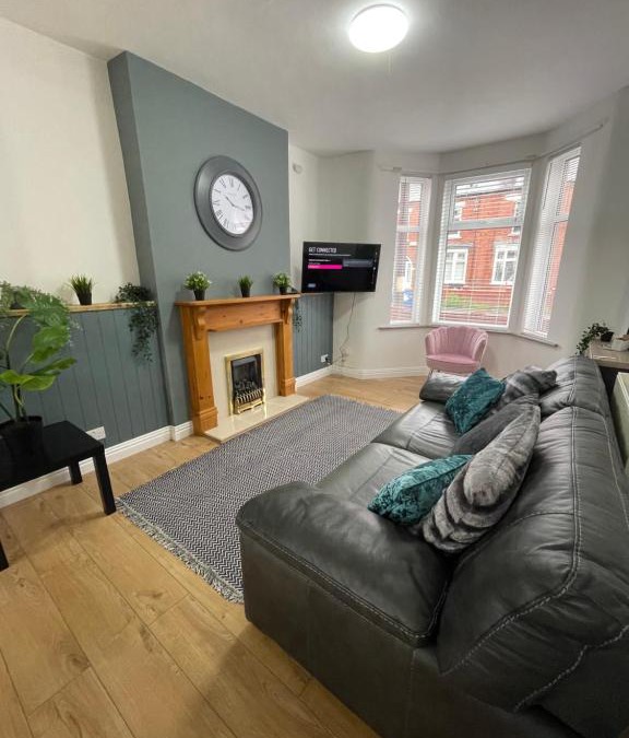 Crewe House | Bentley Place