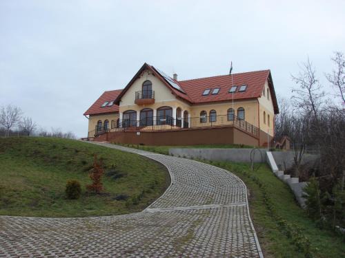 Cserepfalu House | Berezdtető Vendégház
