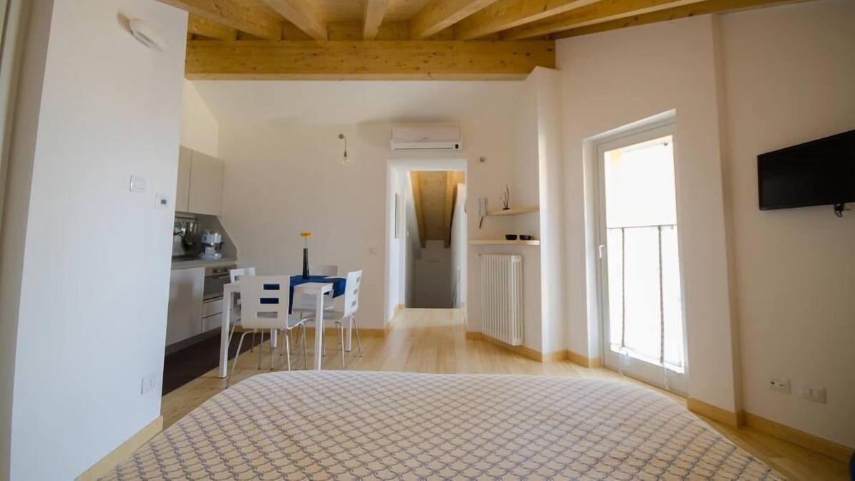 Bergamo Apartment | Bergamo: Ca' Mairù: nearby Città Alta