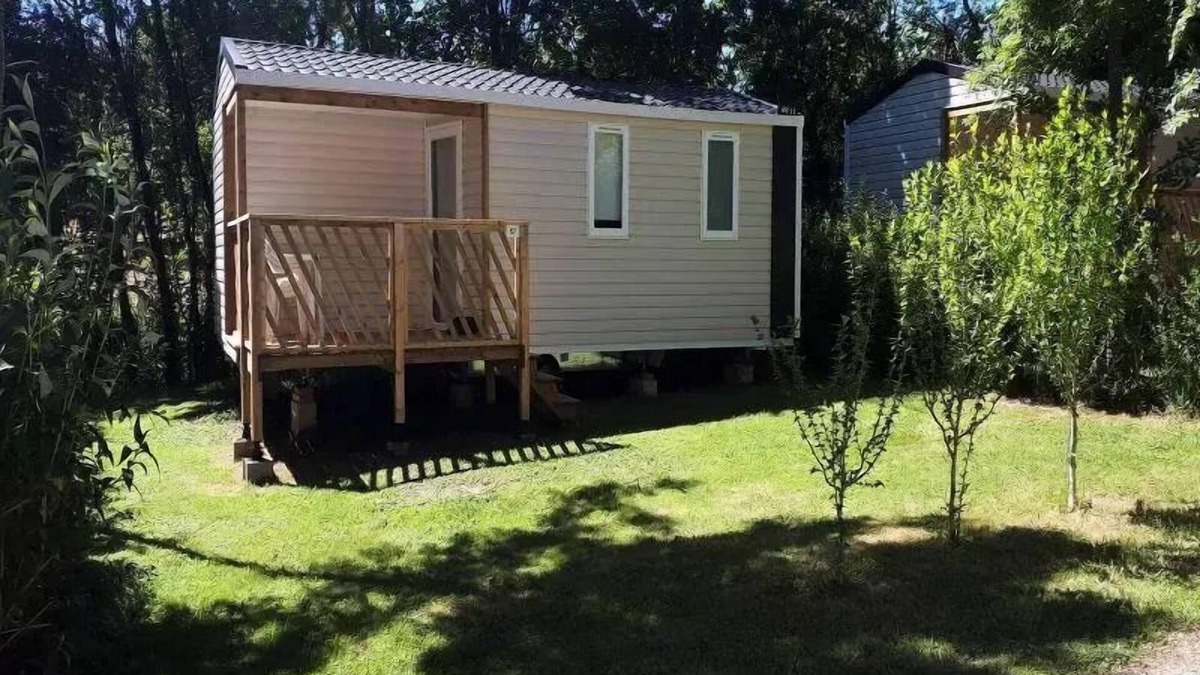 Rives House | Bergougne Campsite* - Mobile home LOGGIA 3 rooms 4 persons