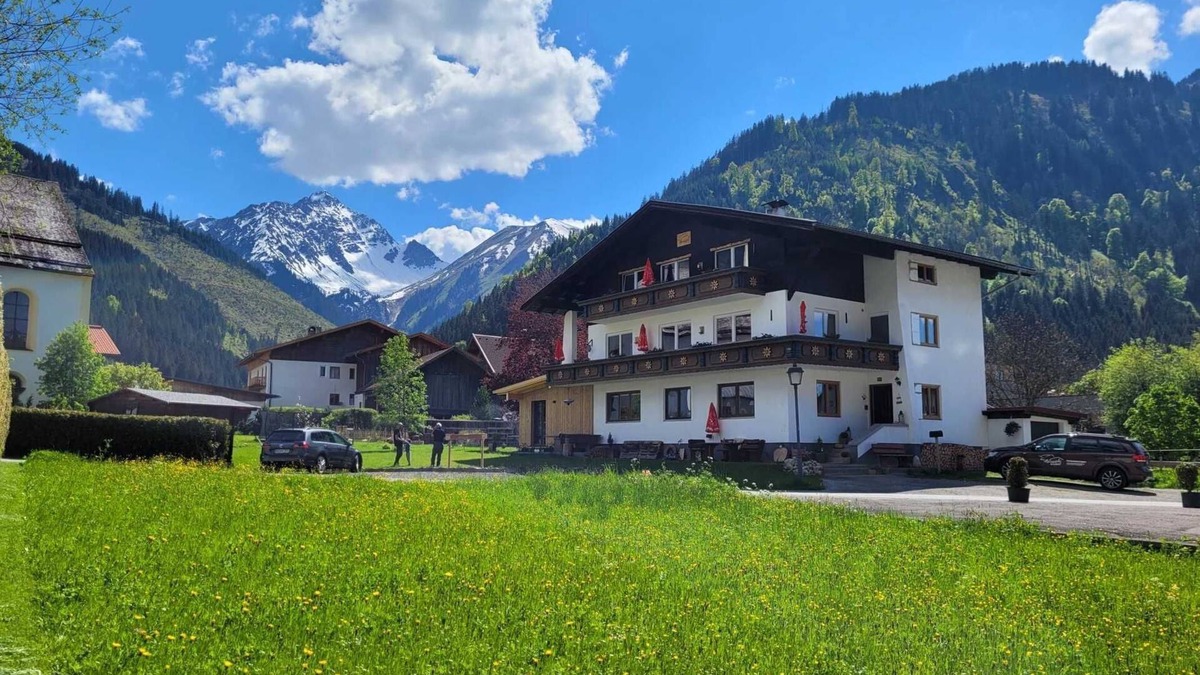 Bichlbach Apartment | Bergsee - Holiday apartments Haus Almrausch