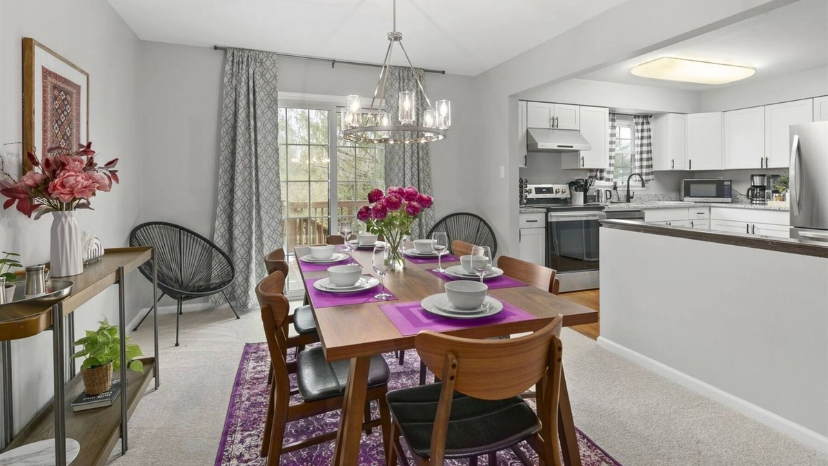 Potomac Falls House | Berkeley: Decked Patio & Near DC